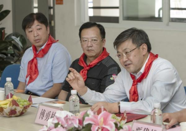 傅勇林副市长发表讲话